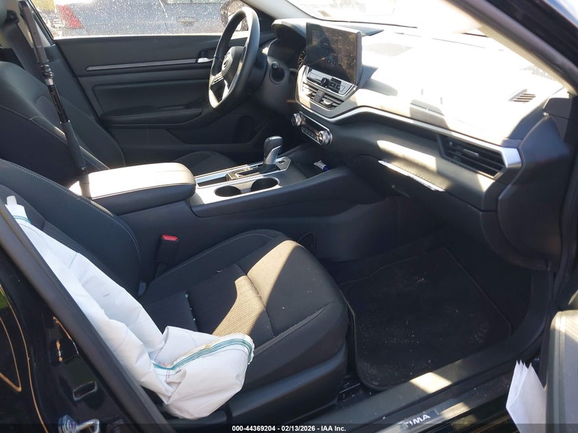 2025 Nissan Altima Sv Fwd