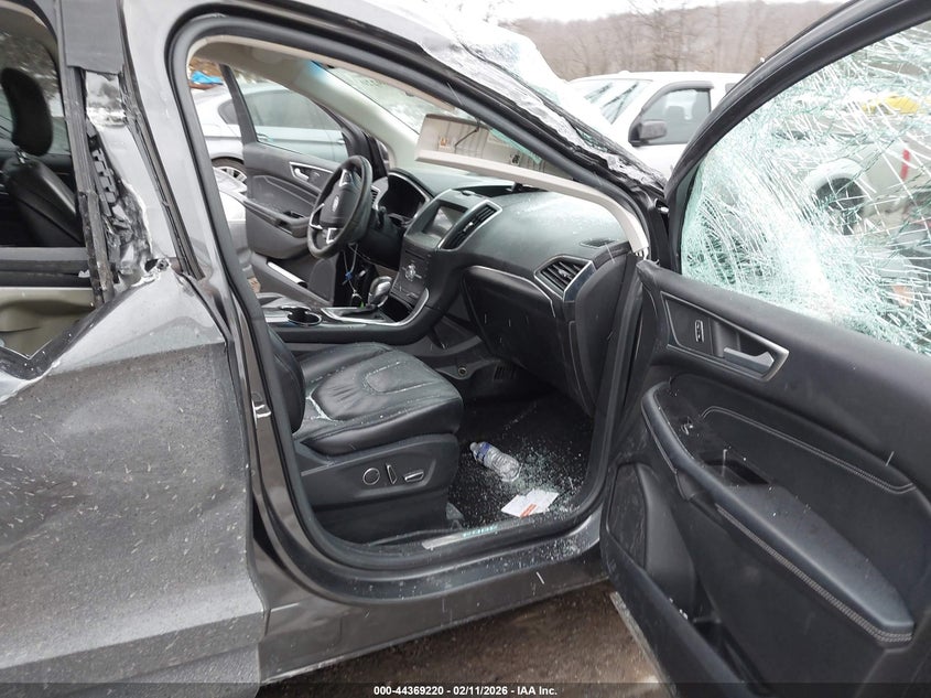 2018 Ford Edge Titanium