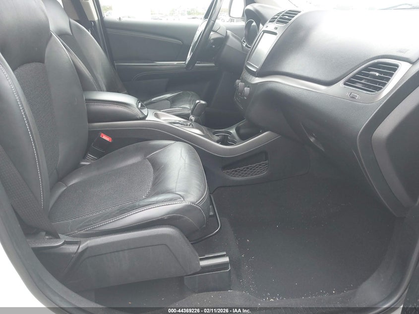 2018 Dodge Journey Crossroad