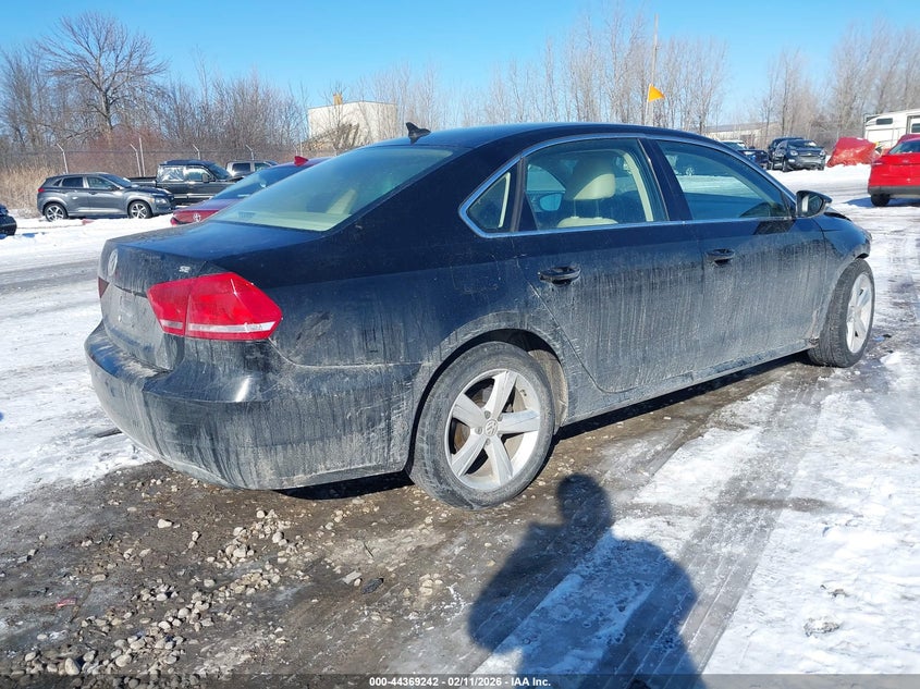 2012 Volkswagen Passat 2.5L Se