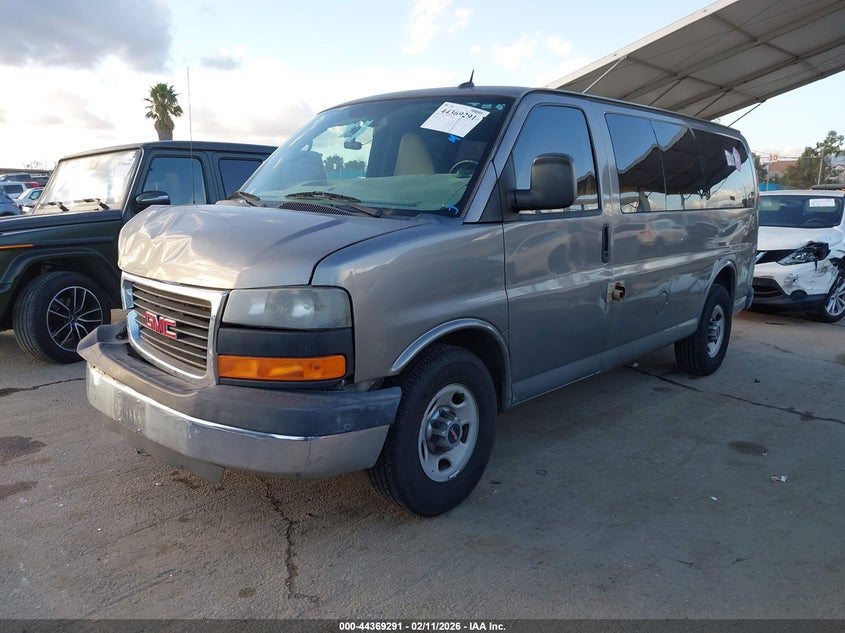 2013 GMC Savana 2500 Lt