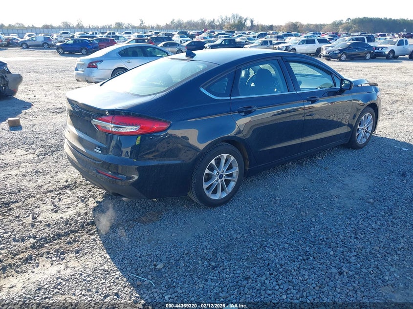 2020 Ford Fusion Se