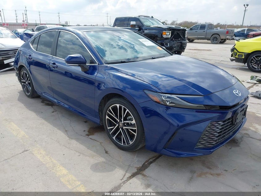 2025 Toyota Camry Xle