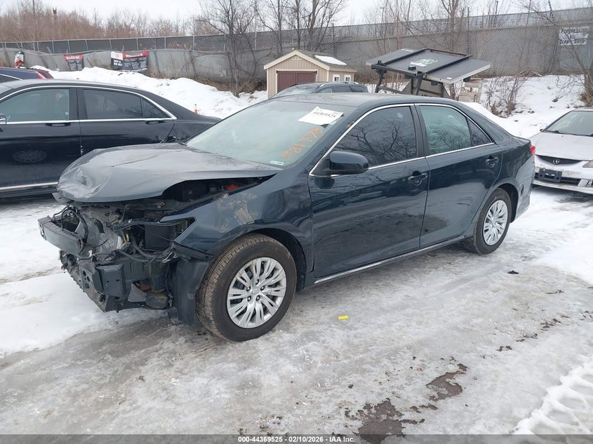 2014 Toyota Camry Le