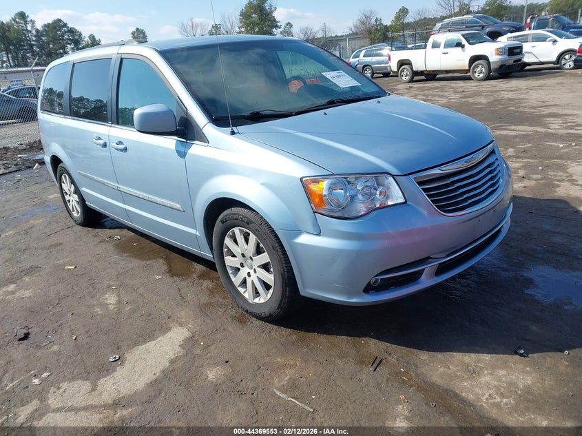 2013 Chrysler Town & Country Touring
