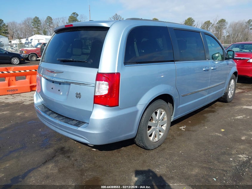 2013 Chrysler Town & Country Touring