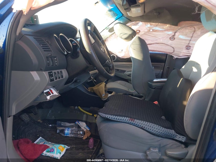 2015 Toyota Tacoma Base V6