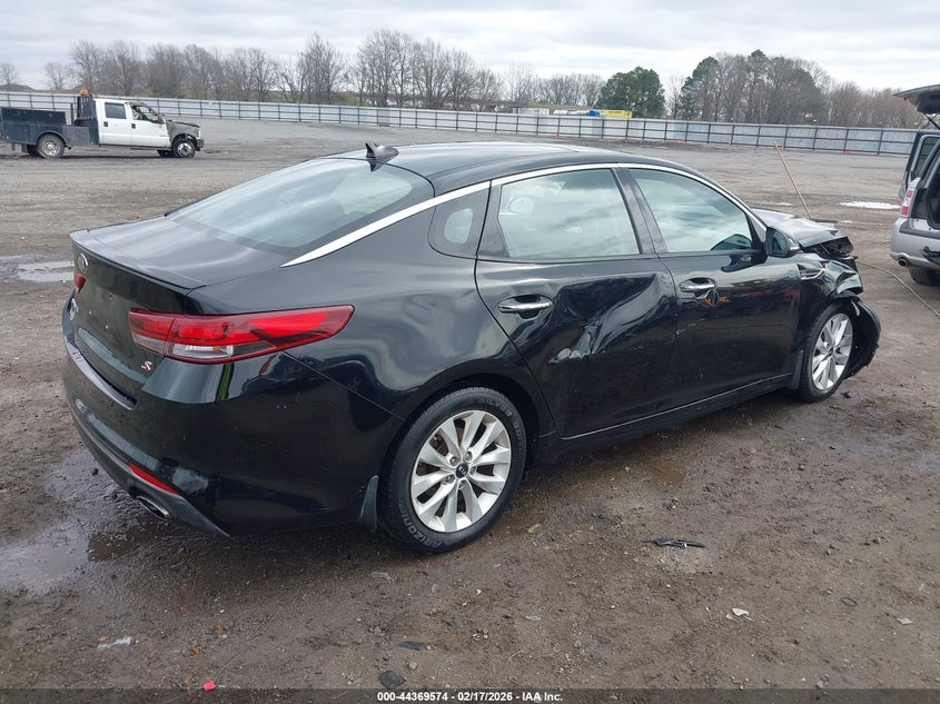 2018 Kia Optima S