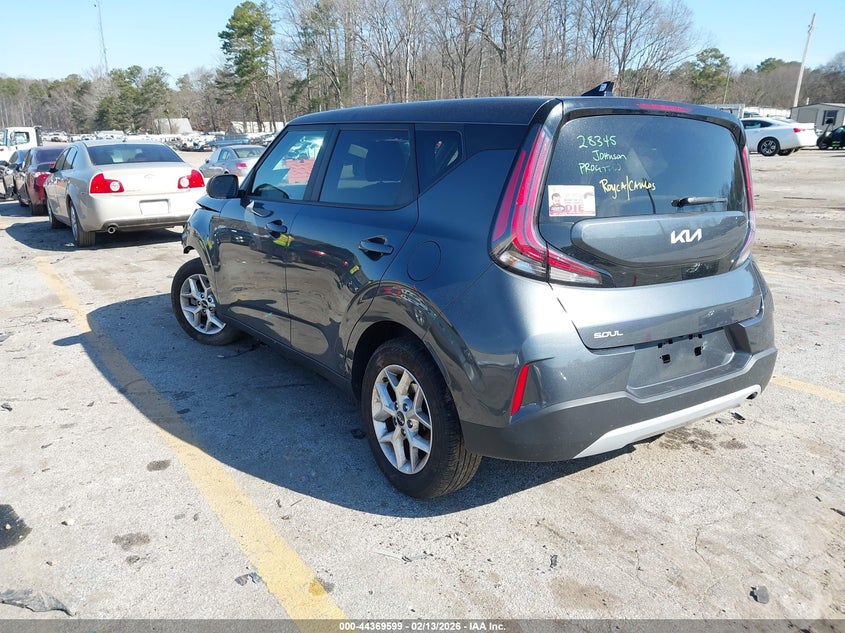 2023 Kia Soul Lx