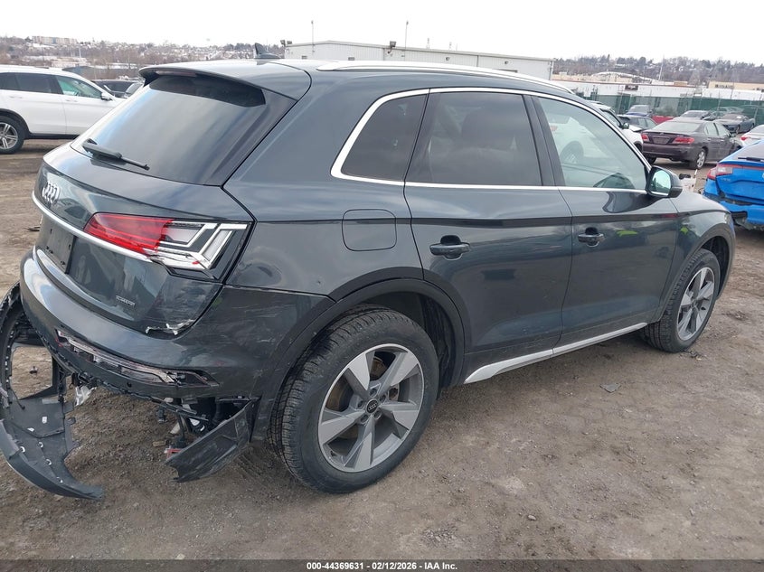 2023 Audi Q5 Premium 40