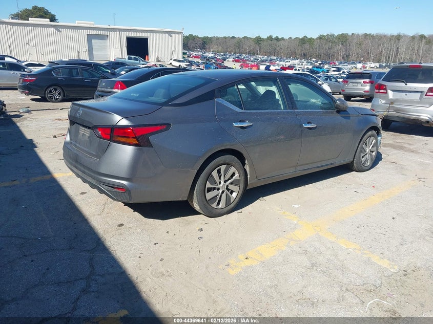 2022 Nissan Altima S Fwd