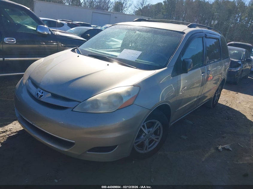 2008 Toyota Sienna Le
