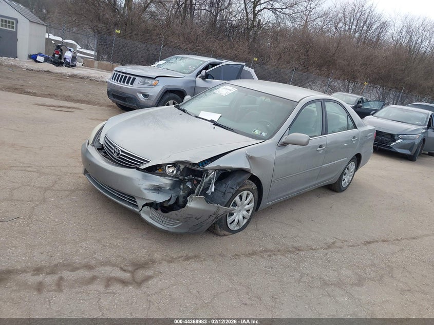 2005 Toyota Camry Le