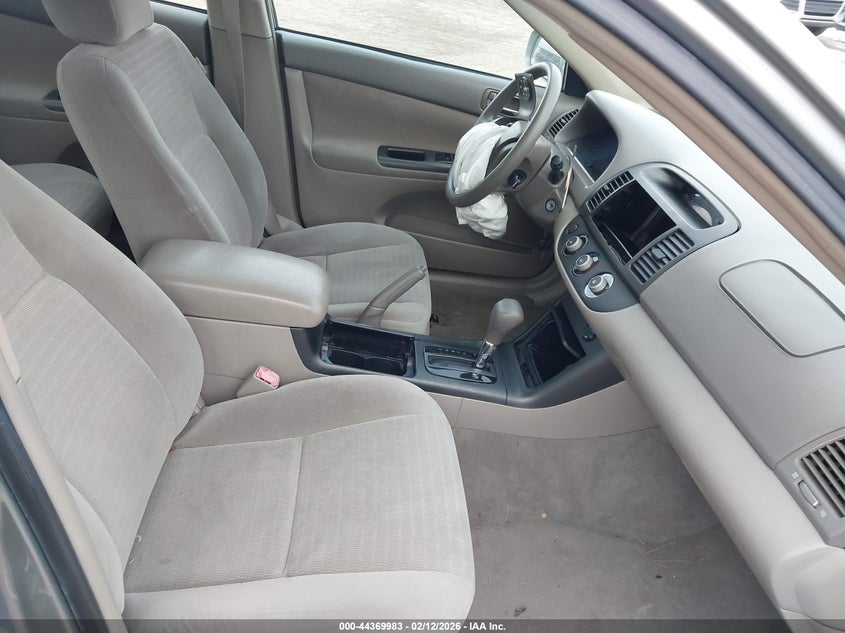 2005 Toyota Camry Le
