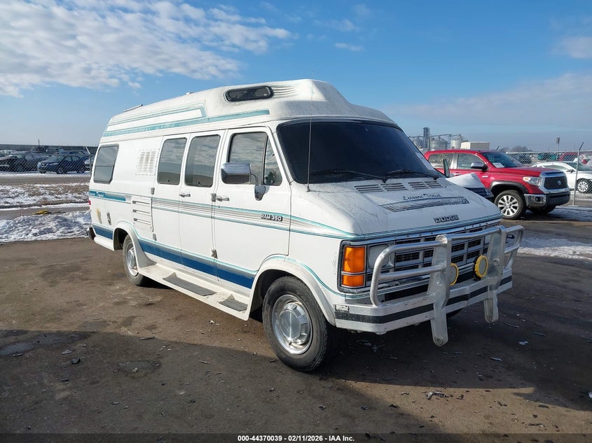 2B7JB31Y4PK512292 DODGE RAM VAN Photo 1