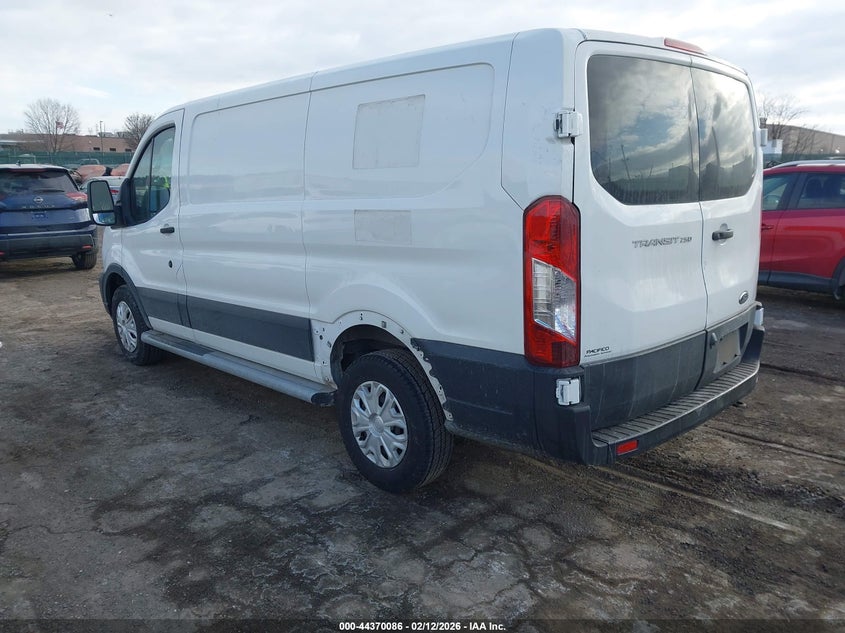 2022 Ford Transit-250
