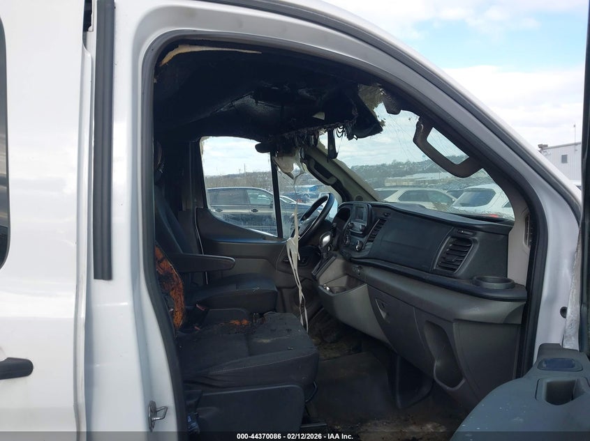 2022 Ford Transit-250