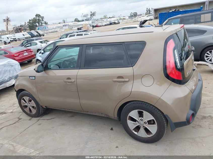 2016 Kia Soul VIN: KNDJN2A26G7331796 Lot: 44370134