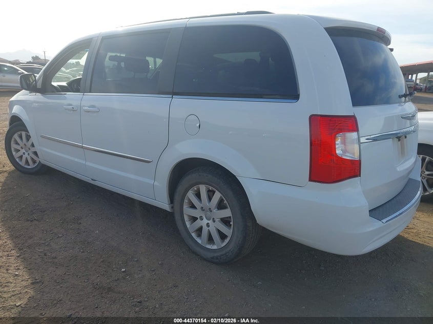 2016 Chrysler Town & Country Touring
