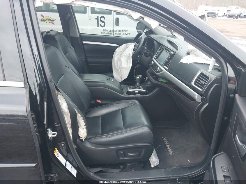 2017 Toyota Highlander Xle