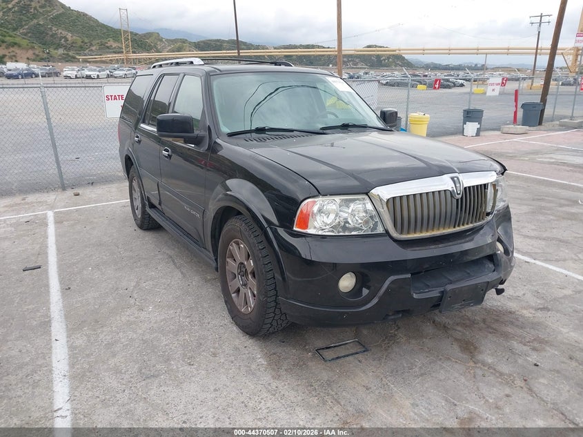 2004 Lincoln Navigator