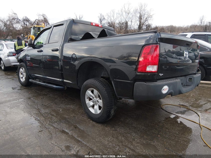 2017 Ram 1500 Express 4X4 6'4 Box