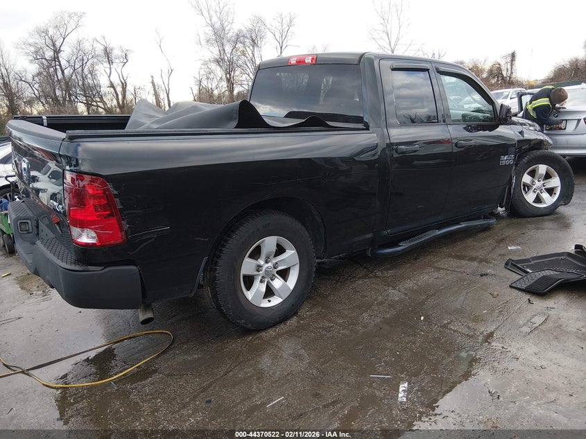 2017 Ram 1500 Express 4X4 6'4 Box