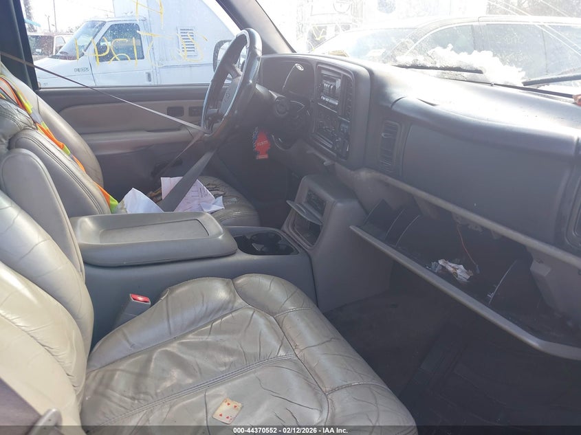 2002 Chevrolet Suburban 1500 Lt