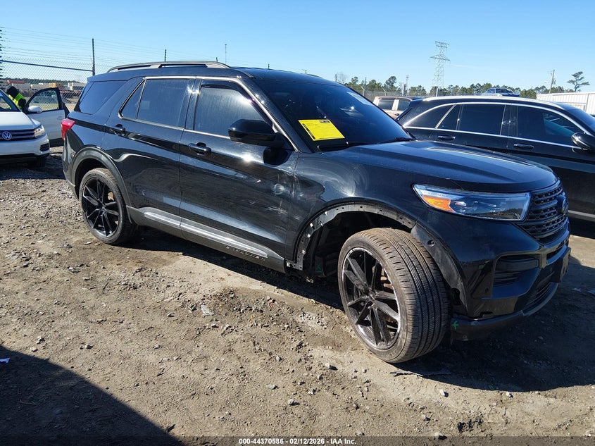 2022 Ford Explorer Xlt