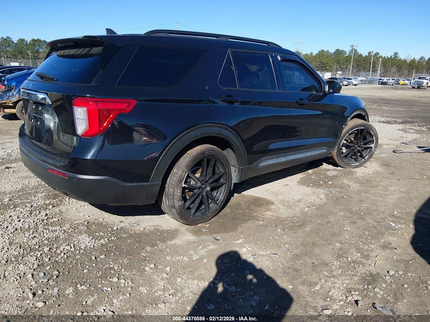 2022 Ford Explorer Xlt