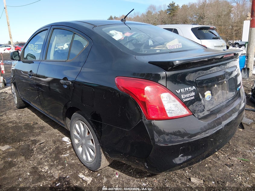 2014 Nissan Versa 1.6 S+