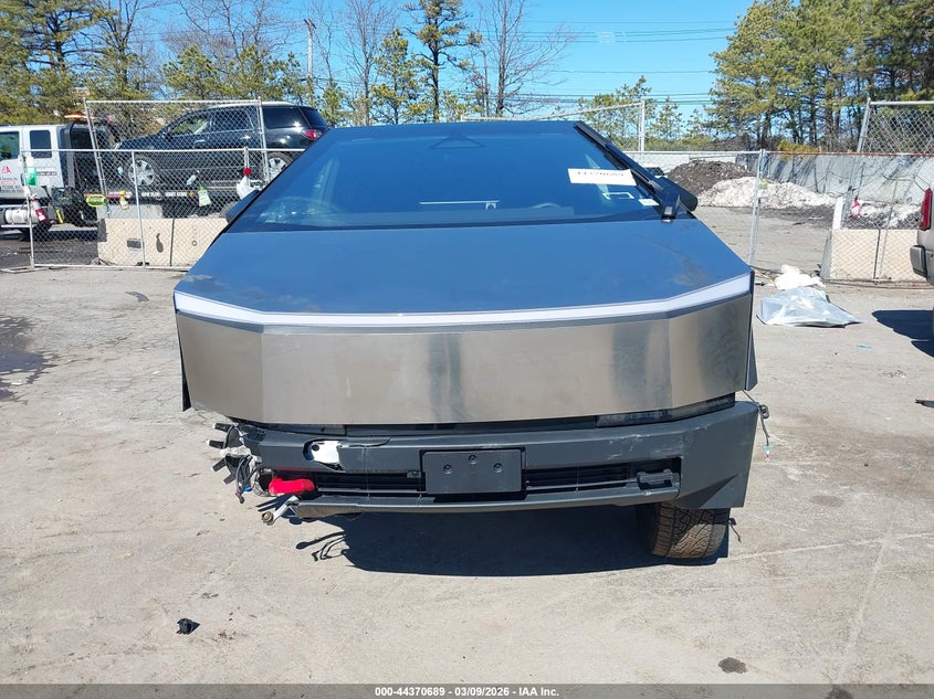 2025 Tesla Cybertruck All-Wheel Drive VIN: 7G2CEHED3SA073483 Lot: 44370689