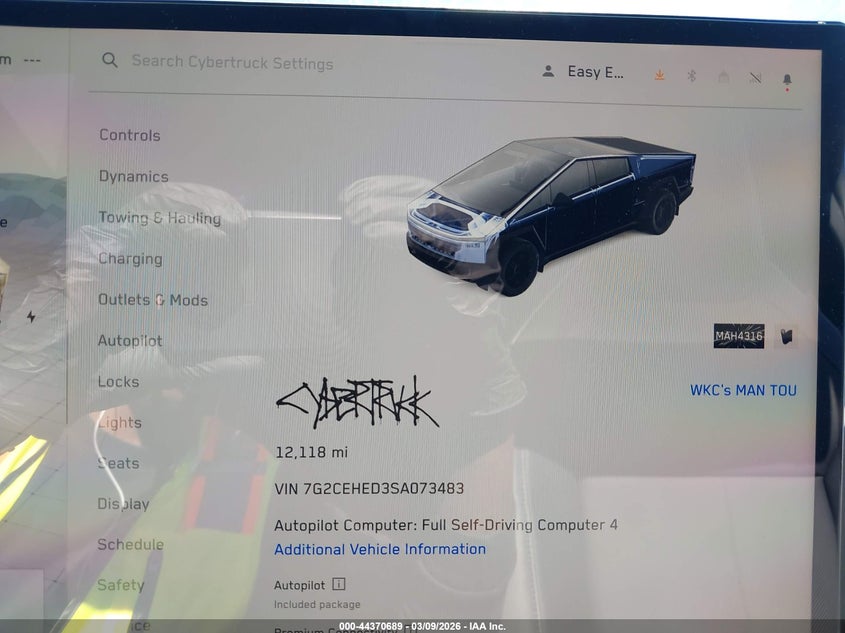 2025 Tesla Cybertruck All-Wheel Drive VIN: 7G2CEHED3SA073483 Lot: 44370689