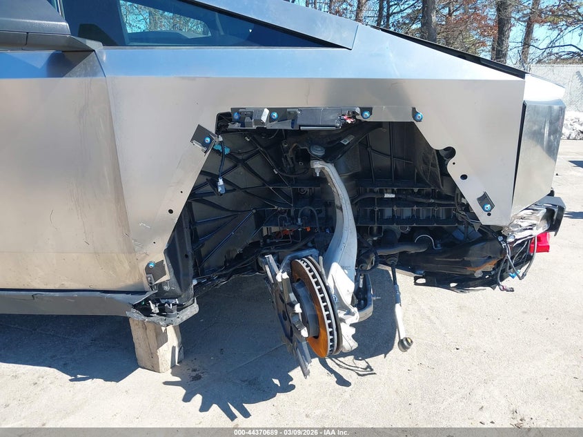 2025 Tesla Cybertruck All-Wheel Drive VIN: 7G2CEHED3SA073483 Lot: 44370689