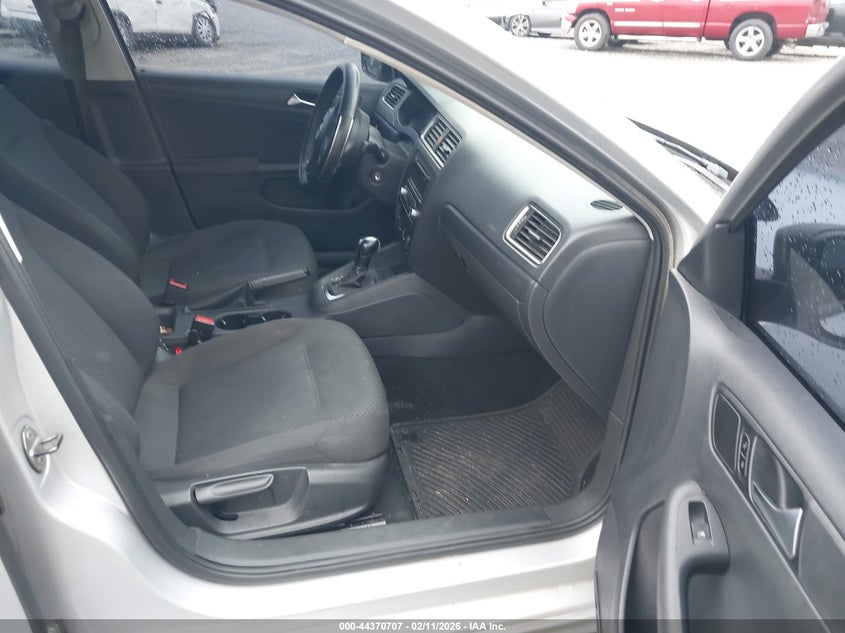 2012 Volkswagen Jetta 2.0L S