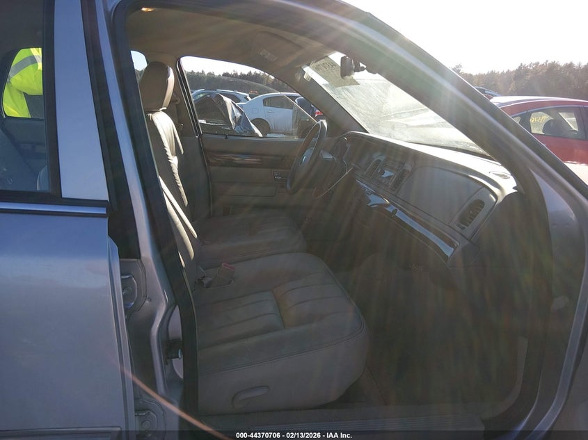 2009 Mercury Grand Marquis Ls (Fleet Only)