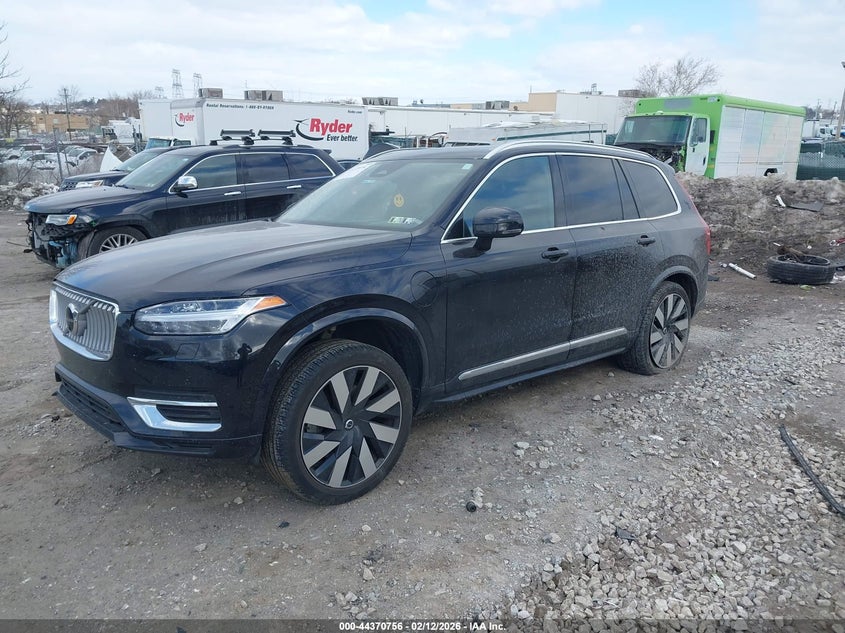 2024 Volvo Xc90 Recharge Plug-In Hybrid T8 Plus Bright Theme 7-Seater