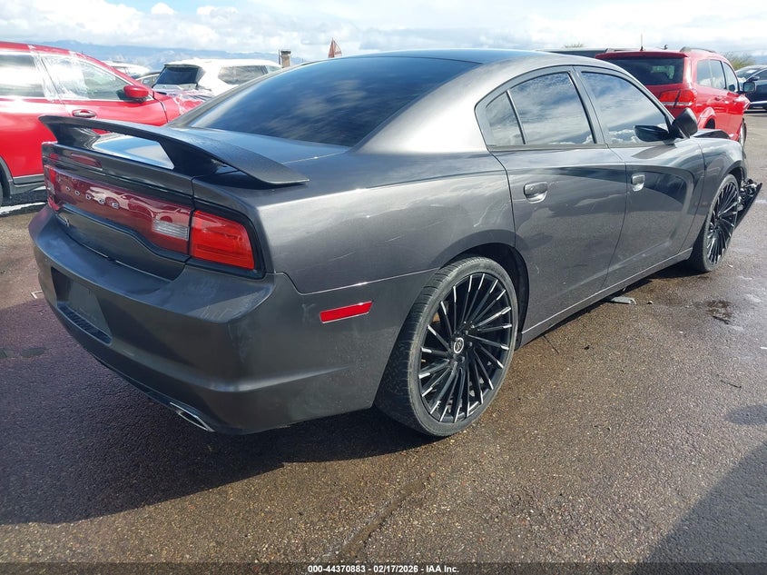 Vin: 2c3cdxbg7eh131289, lot: 44867370, dodge charger se 20144
