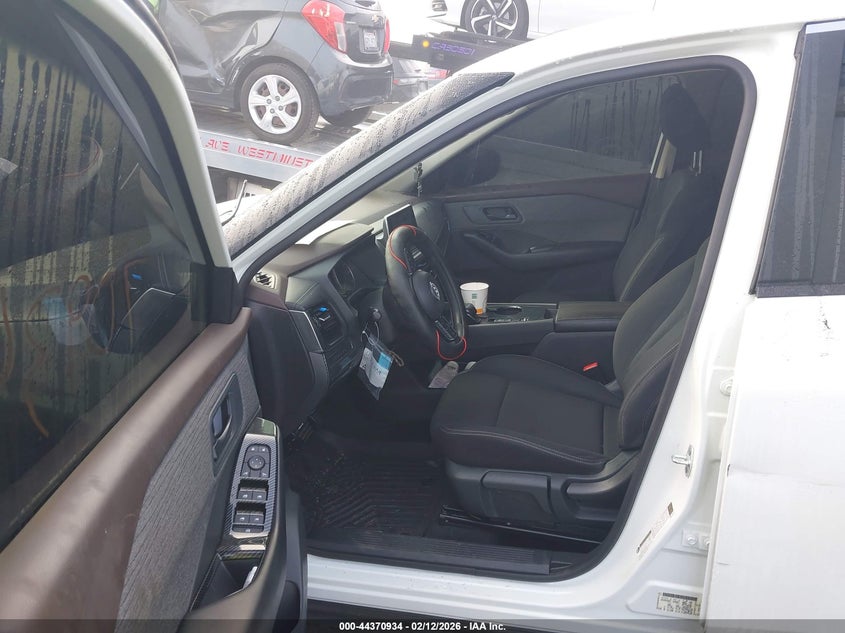 2023 Nissan Rogue S Fwd