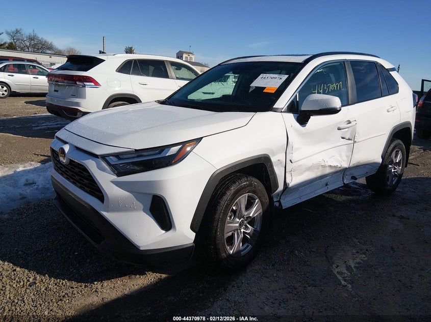 2025 Toyota Rav4 Xle