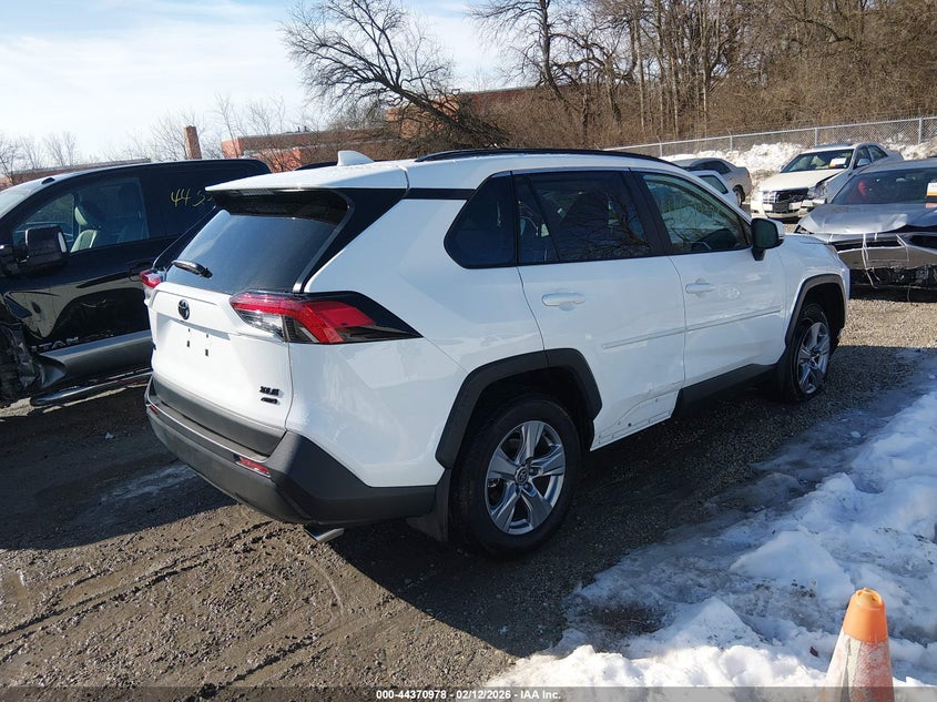 2025 Toyota Rav4 Xle