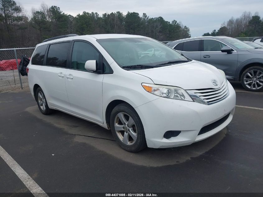 2016 Toyota Sienna Le 8 Passenger