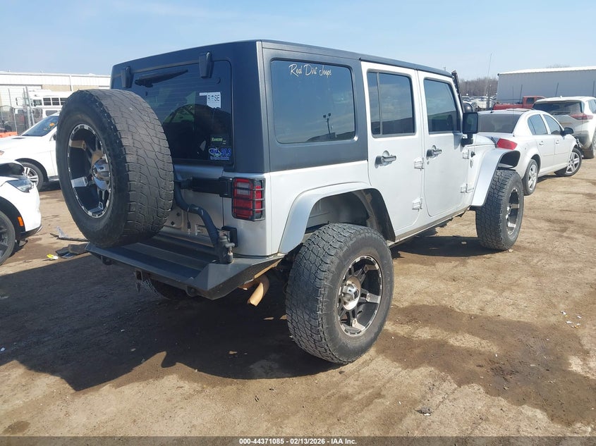 2012 Jeep Wrangler Unlimited Sahara