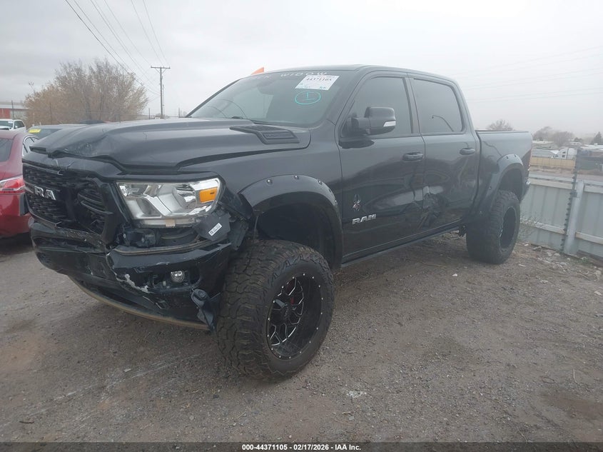 Vin: 1c6srfft1nn311280, lot: 44867592, ram 1500 big horn  4x4 5'7 box 20222
