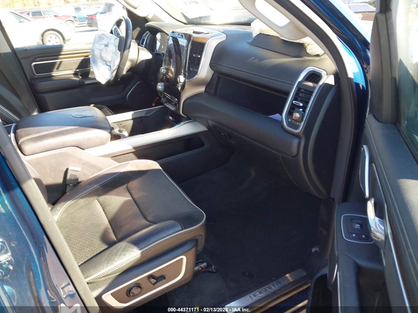 2022 Ram 1500 Laramie 4X4 5'7 Box