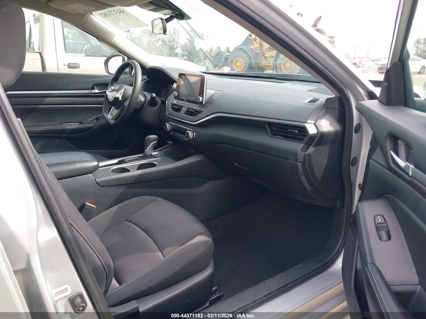 2022 Nissan Altima Sv Fwd