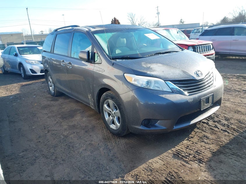 2011 Toyota Sienna Le V6