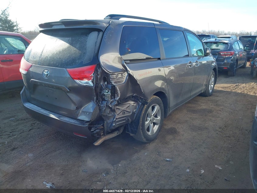 2011 Toyota Sienna Le V6