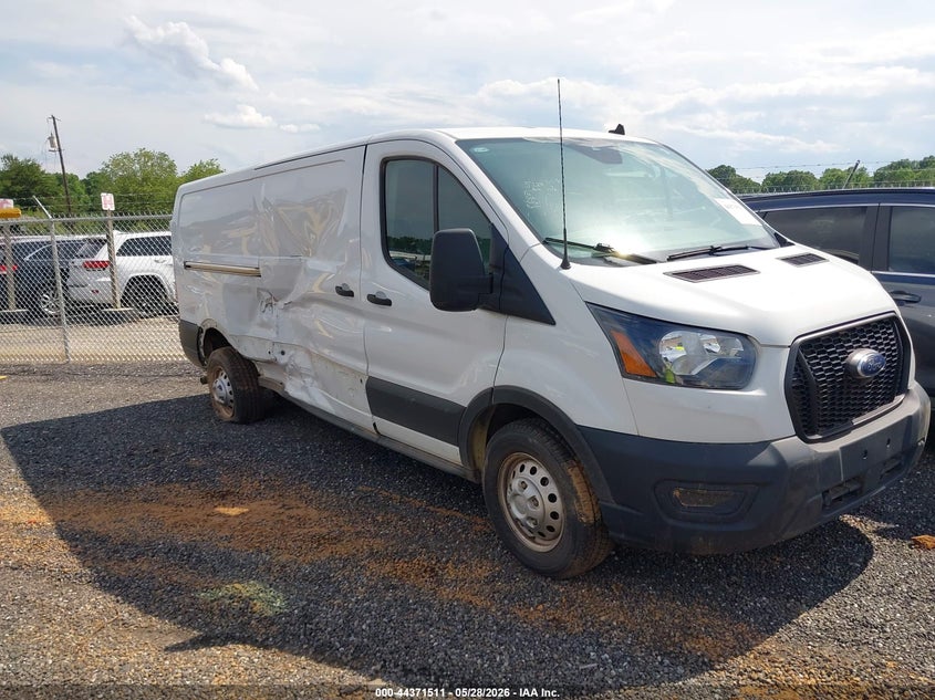 Vin: 1ftbr2y82pka75561, lot: 44867998, ford transit-250 2023 img_1