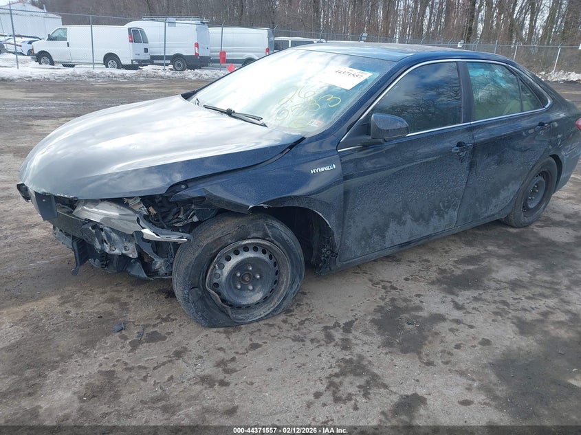 2017 Toyota Camry Hybrid Le